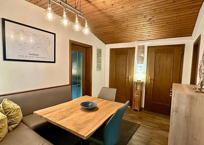 Riverview سالباخ هينترغليم